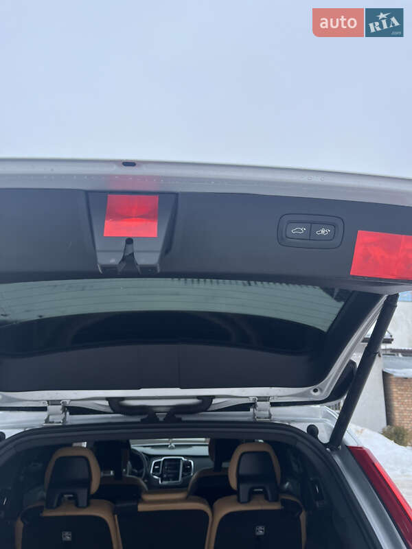 Внедорожник / Кроссовер Volvo XC90 2016 в Шептицькому