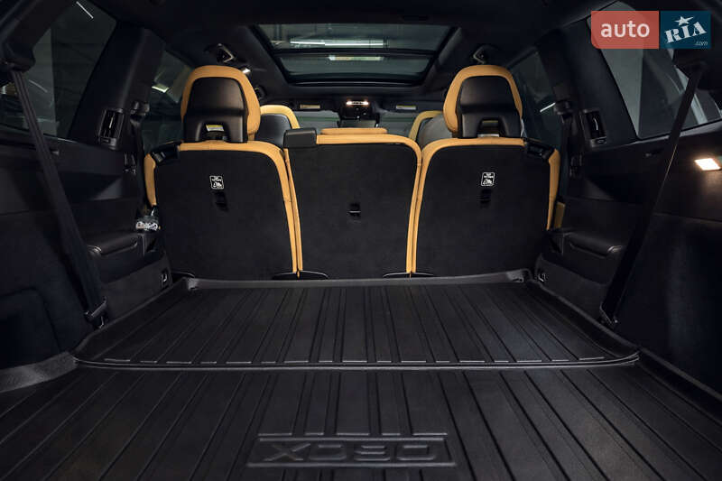 Внедорожник / Кроссовер Volvo XC90 2016 в Киеве фото 3 Внедорожник / Кроссовер Volvo XC90 2016 в Киеве