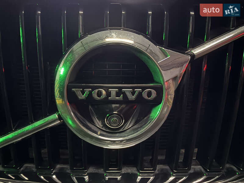 Внедорожник / Кроссовер Volvo XC90 2016 в Киеве фото 18 Внедорожник / Кроссовер Volvo XC90 2016 в Киеве