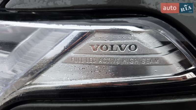 Внедорожник / Кроссовер Volvo XC90 2020 в Днепре