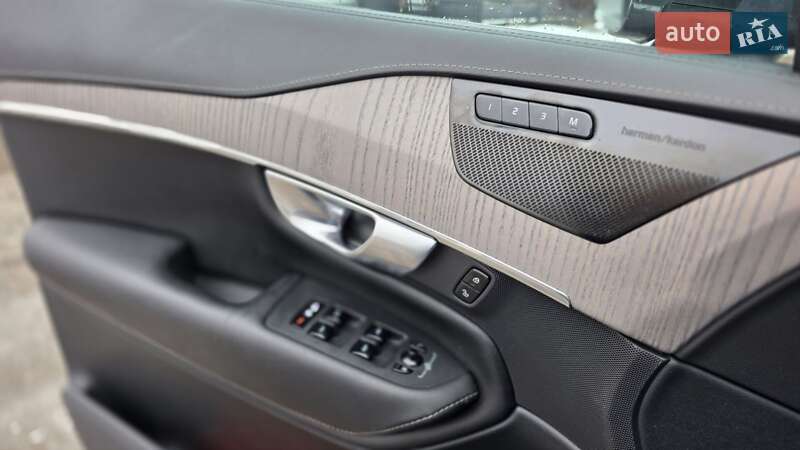 Внедорожник / Кроссовер Volvo XC90 2020 в Днепре