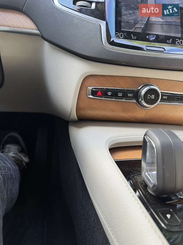 Позашляховик / Кросовер Volvo XC90 2021 в Черкасах