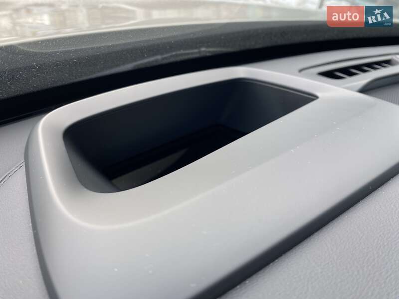 Внедорожник / Кроссовер Volvo XC90 2024 в Киеве