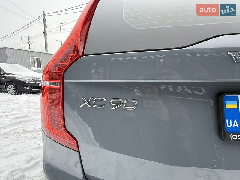Внедорожник / Кроссовер Volvo XC90 2019 в Киеве