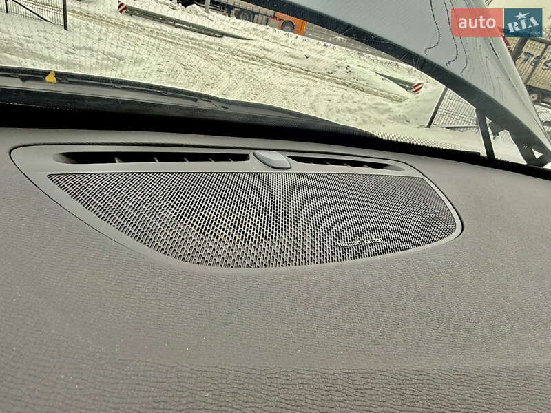 Внедорожник / Кроссовер Volvo XC90 2019 в Киеве