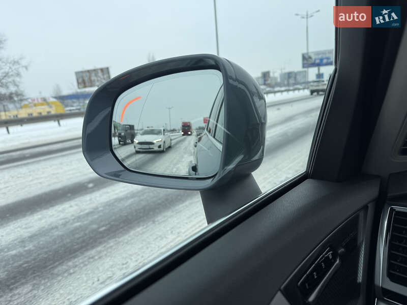 Внедорожник / Кроссовер Volvo XC90 2019 в Киеве