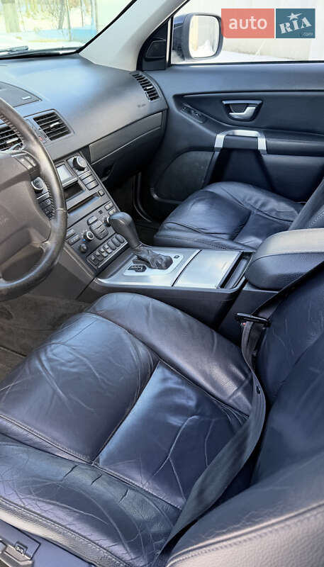 Внедорожник / Кроссовер Volvo XC90 2011 в Владимире