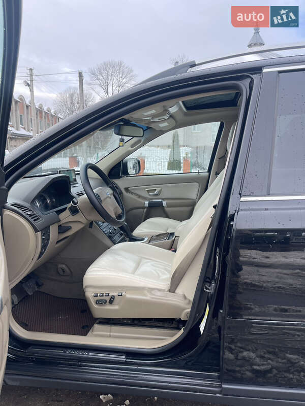 Внедорожник / Кроссовер Volvo XC90 2010 в Житомире