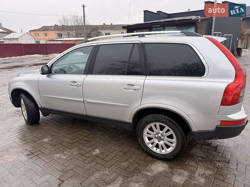 Внедорожник / Кроссовер Volvo XC90 2007 в Дубечно