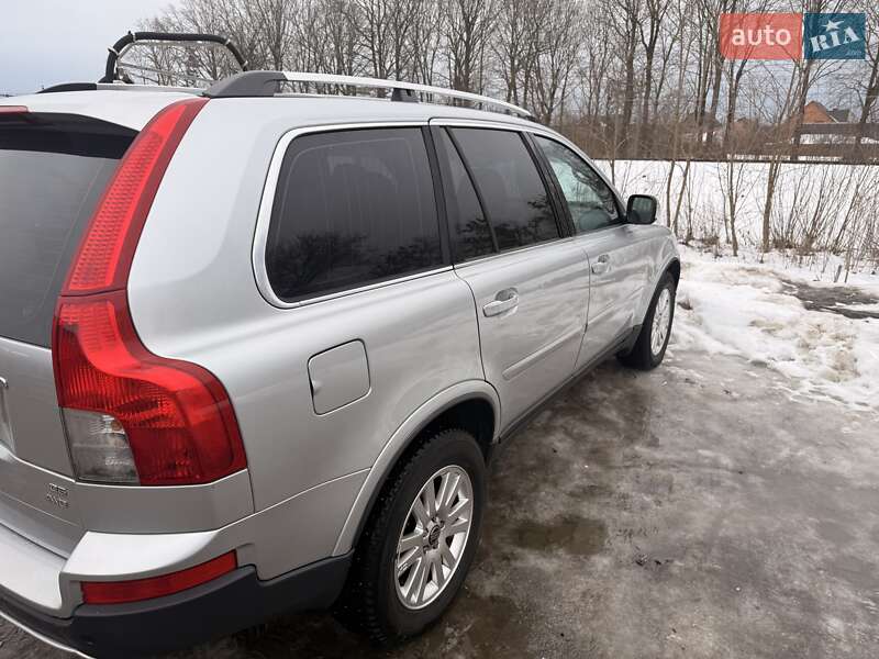 Внедорожник / Кроссовер Volvo XC90 2007 в Дубечно