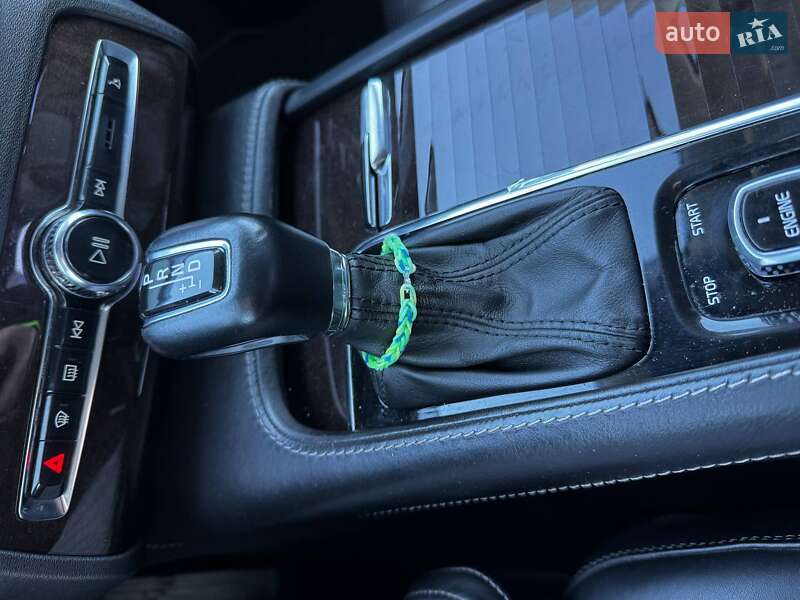 Внедорожник / Кроссовер Volvo XC90 2016 в Полтаве фото 29 Внедорожник / Кроссовер Volvo XC90 2016 в Полтаве