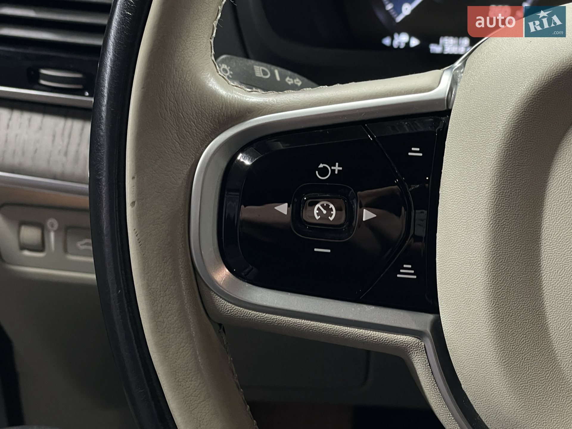2020 Volvo XC90 - мініатюра 11