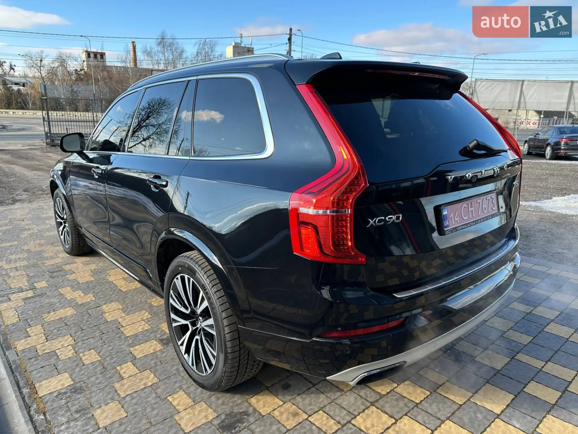 2020 Volvo XC90 - мініатюра 9