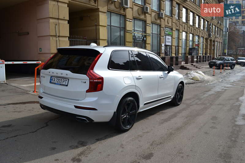 Внедорожник / Кроссовер Volvo XC90 2019 в Киеве