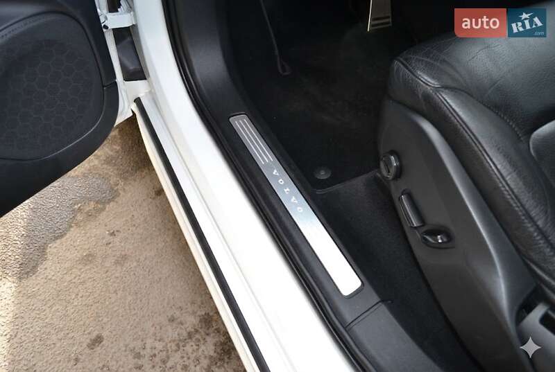 Внедорожник / Кроссовер Volvo XC90 2019 в Киеве