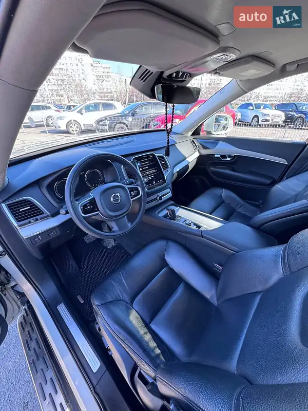 Volvo XC90 2020 VIN YV1LCL1VCM1710613 фото оголошення 11 з 49