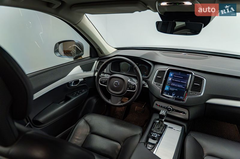 Внедорожник / Кроссовер Volvo XC90 2015 в Киеве