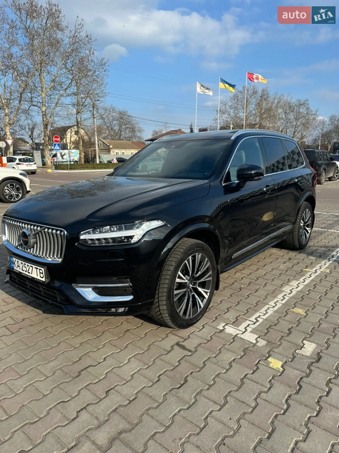 2021 Volvo XC90 - мініатюра 2
