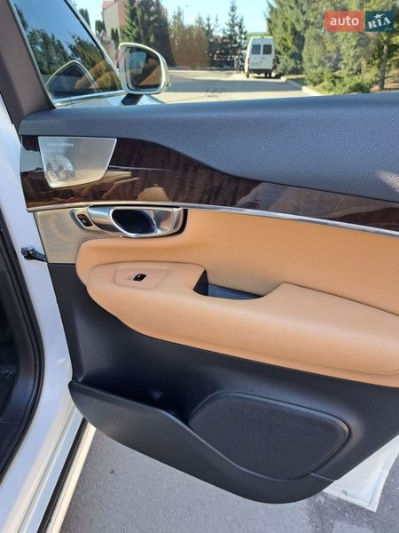 Внедорожник / Кроссовер Volvo XC90 2016 в Тернополе