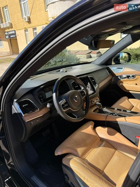 Внедорожник / Кроссовер Volvo XC90 2015 в Харькове