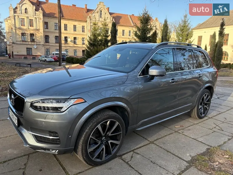 Volvo XC90