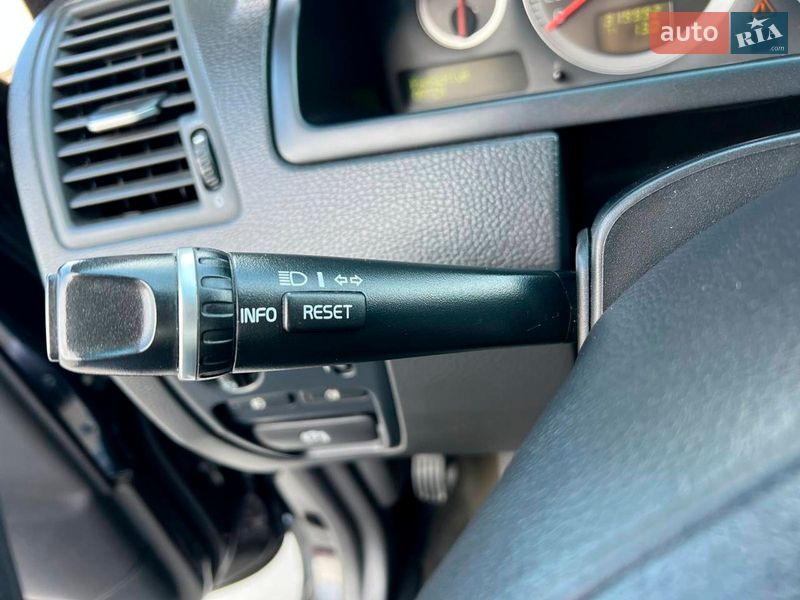 Внедорожник / Кроссовер Volvo XC90 2011 в Львове