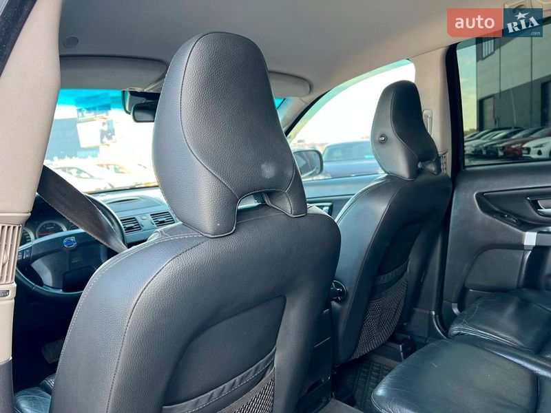 Внедорожник / Кроссовер Volvo XC90 2011 в Львове