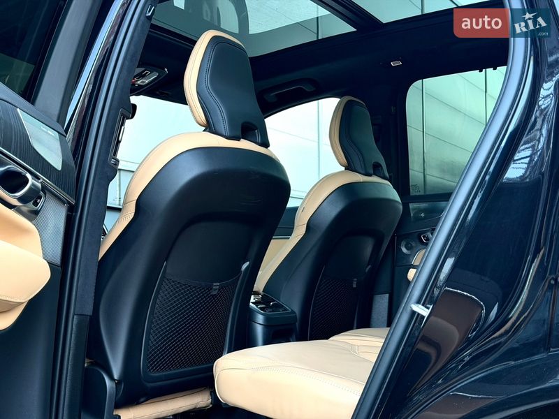 Внедорожник / Кроссовер Volvo XC90 2024 в Киеве