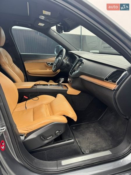 Внедорожник / Кроссовер Volvo XC90 2016 в Черновцах