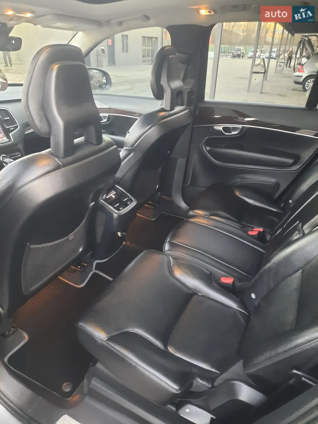 2015 Volvo XC90 - мініатюра 9