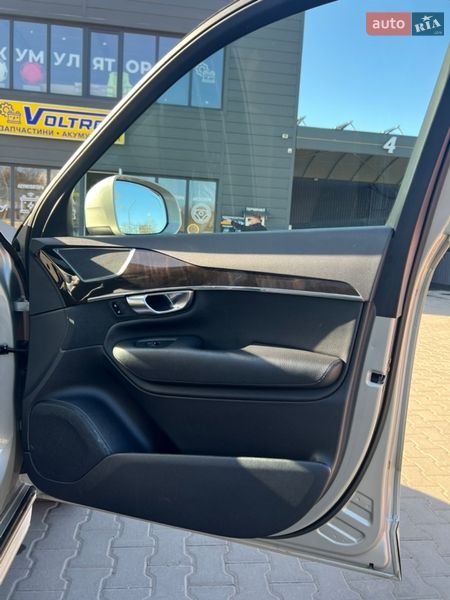 Внедорожник / Кроссовер Volvo XC90 2017 в Хмельницком