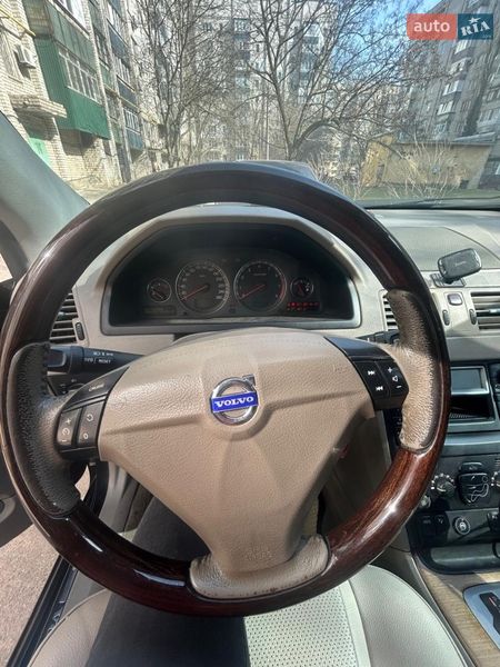 Внедорожник / Кроссовер Volvo XC90 2004 в Николаеве