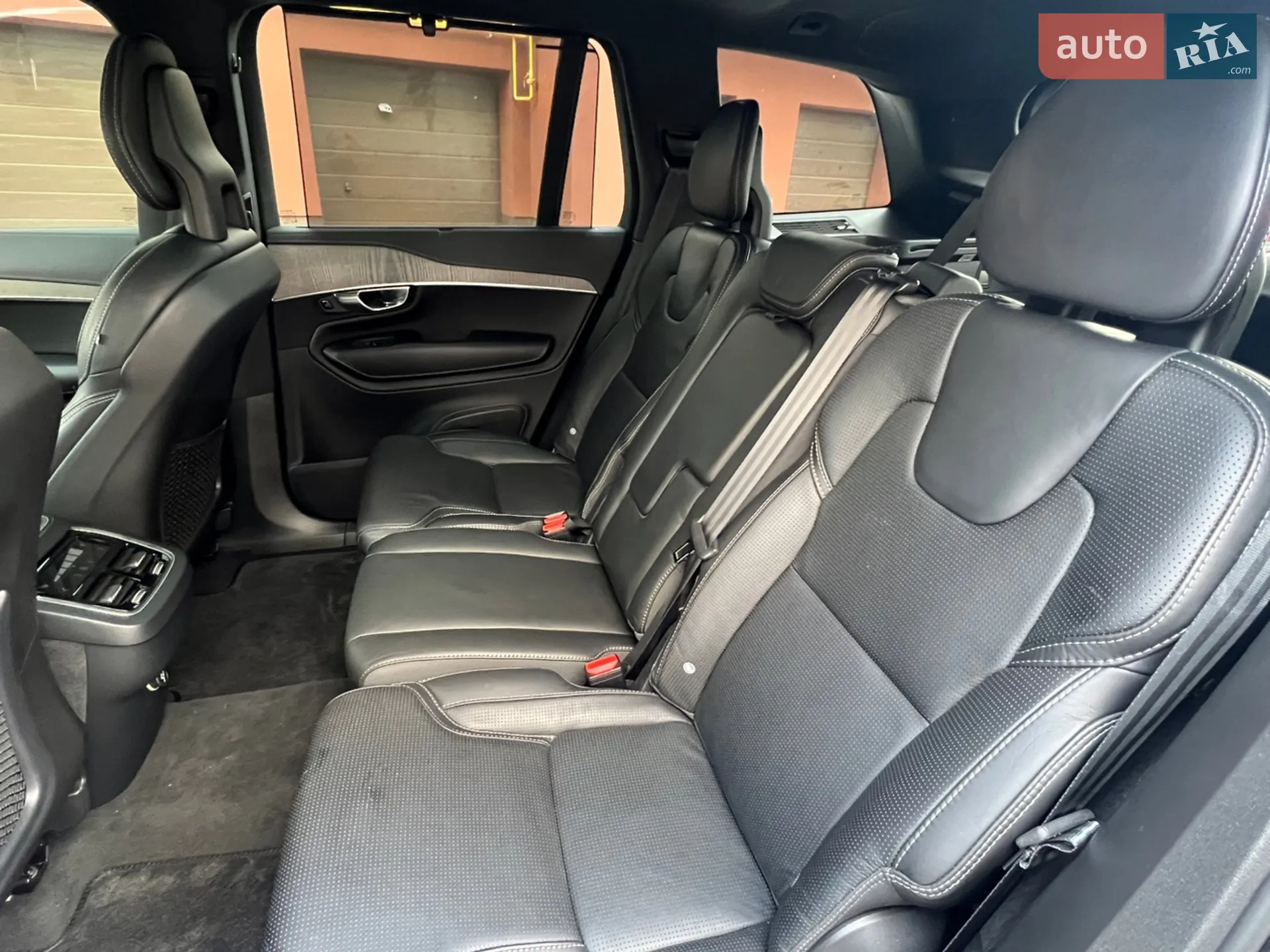 Volvo XC90 2019 VIN YV4A22PL5L1577029 фото оголошення 46 з 72