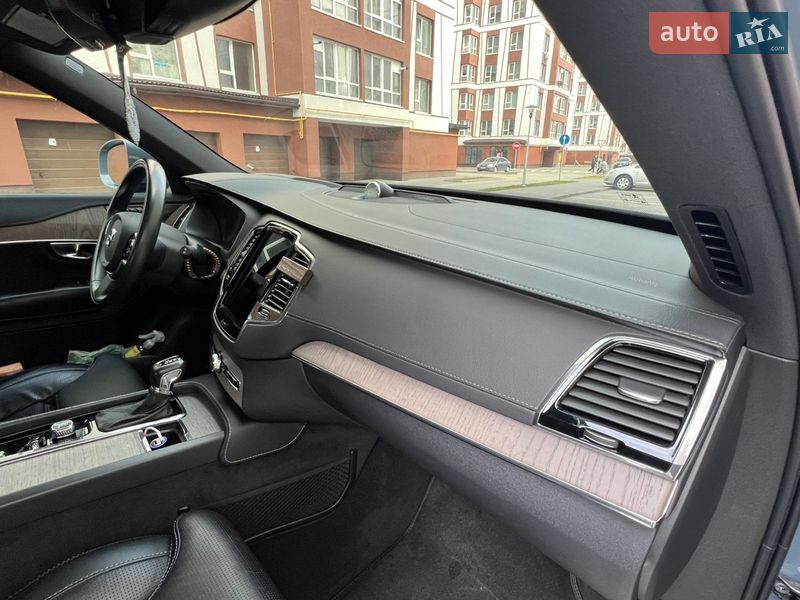 Позашляховик / Кросовер Volvo XC90 2019 в Івано-Франківську
