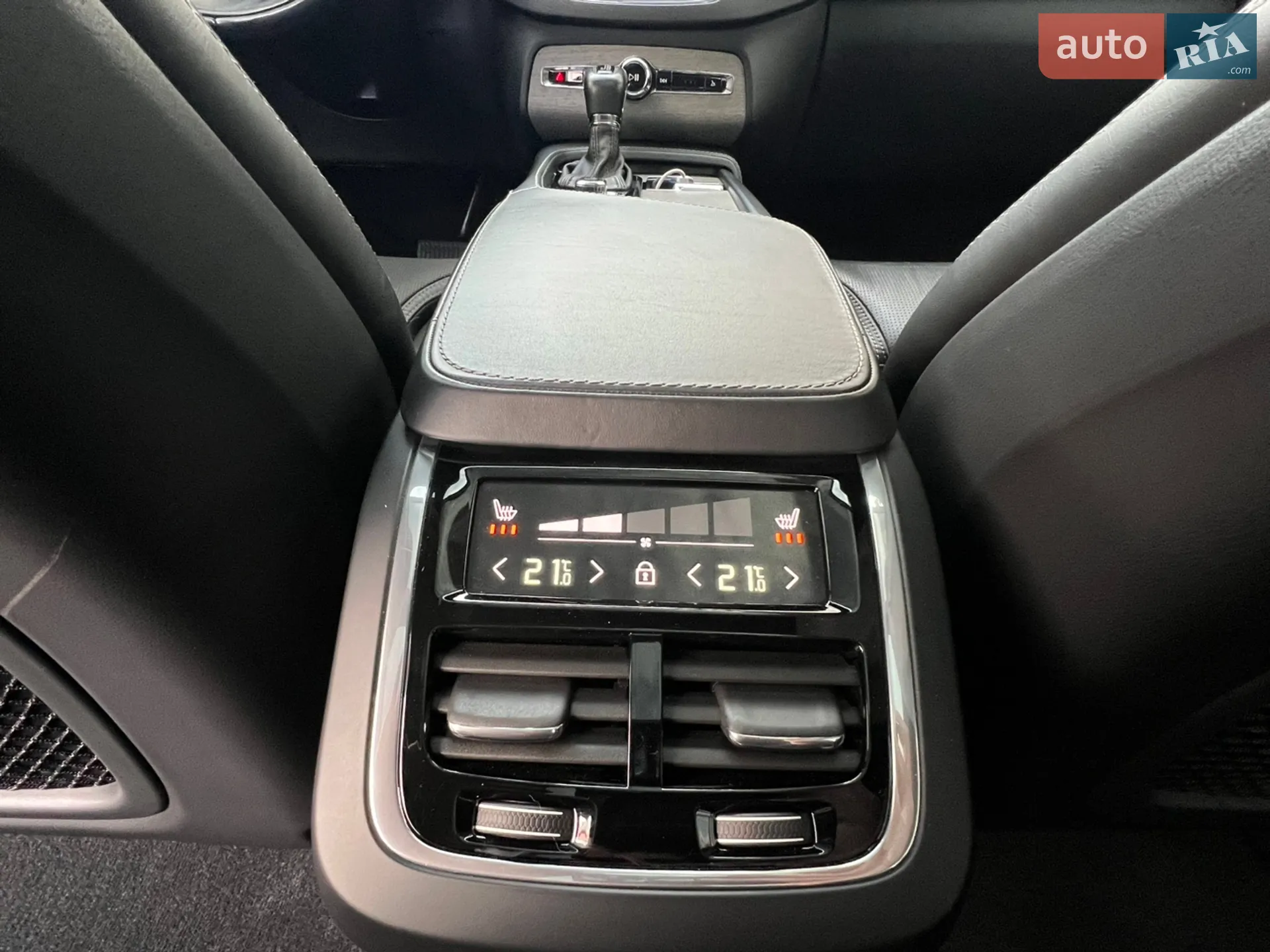 Volvo XC90 2019 VIN YV4A22PL5L1577029 фото оголошення 64 з 72