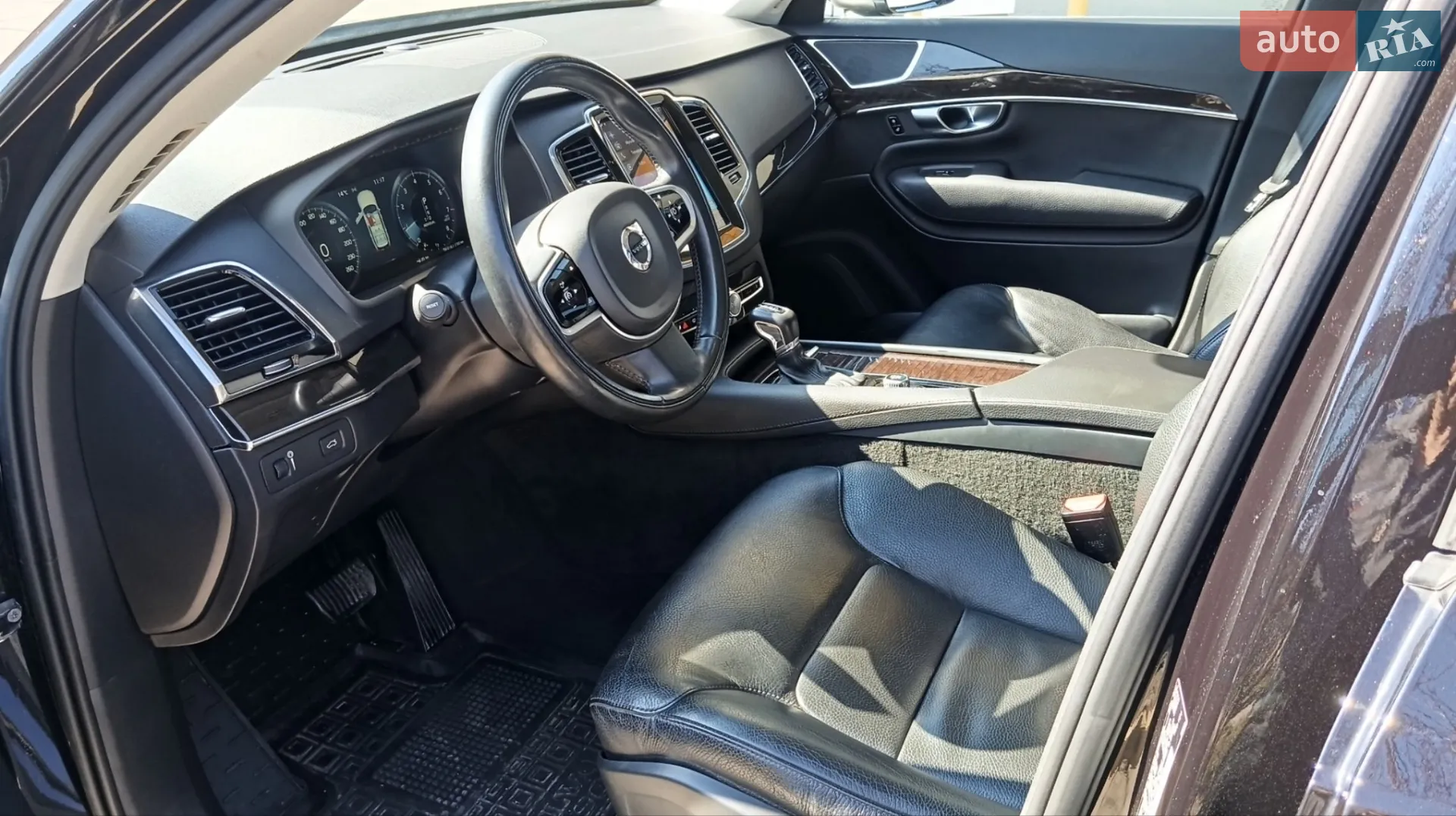 2017 Volvo XC90 - мініатюра 5