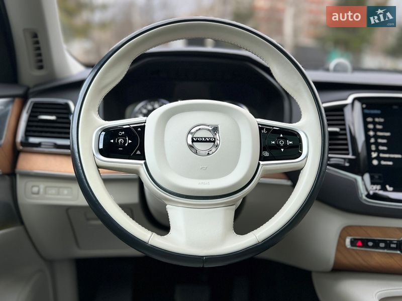 Позашляховик / Кросовер Volvo XC90 2019 в Львові
