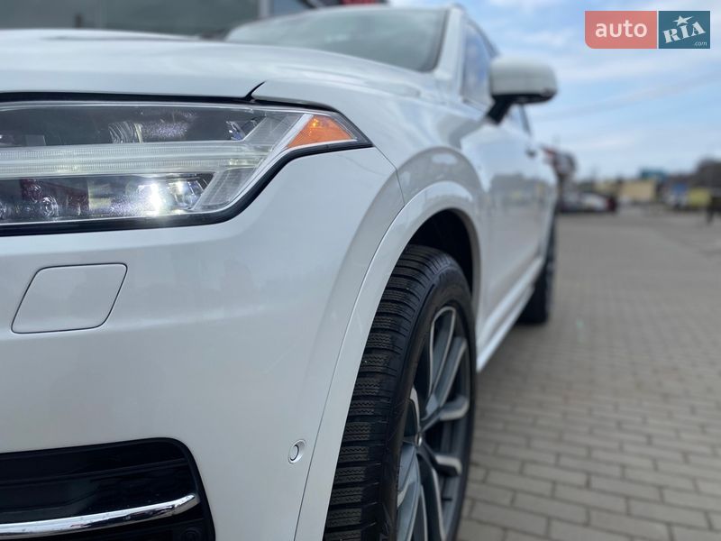 Внедорожник / Кроссовер Volvo XC90 2016 в Полтаве