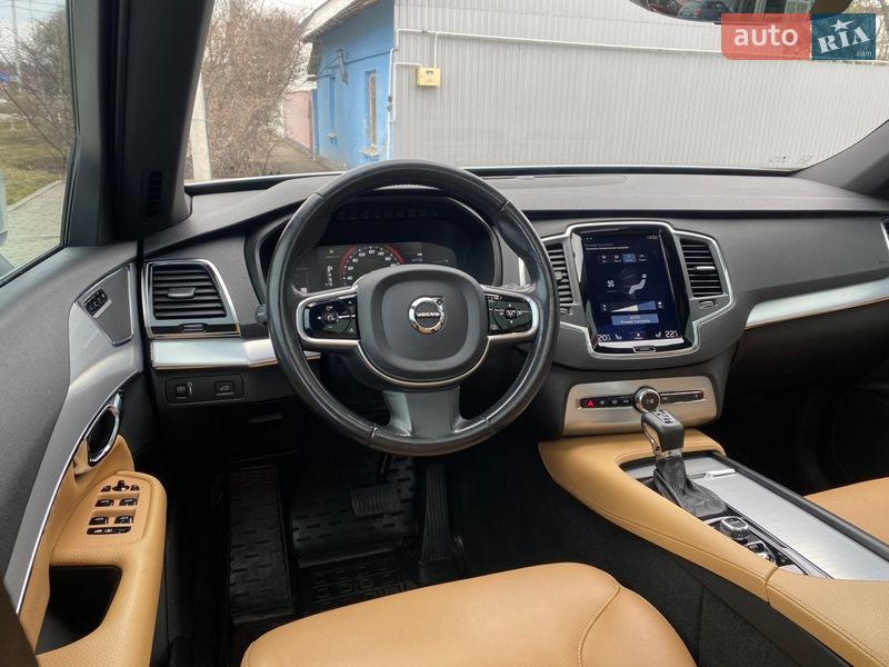 Внедорожник / Кроссовер Volvo XC90 2016 в Полтаве