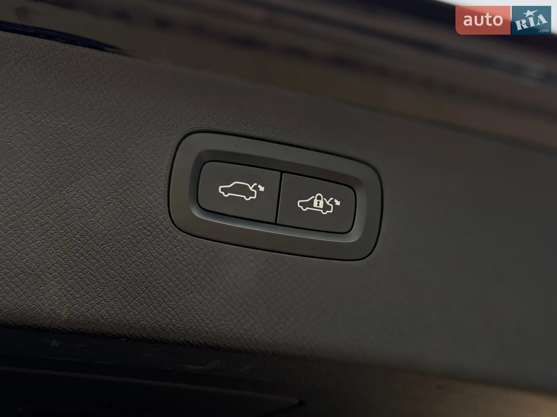 2016 Volvo XC90 - мініатюра 18