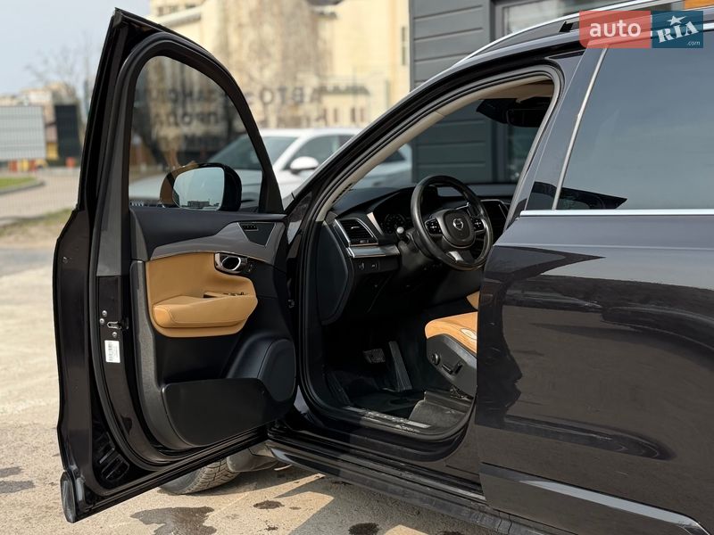 Внедорожник / Кроссовер Volvo XC90 2016 в Шептицькому