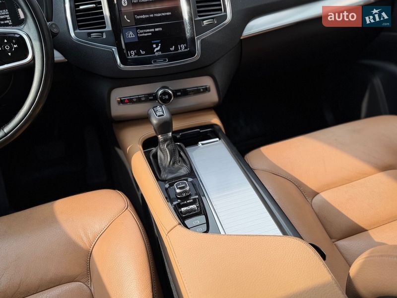 Внедорожник / Кроссовер Volvo XC90 2016 в Шептицькому