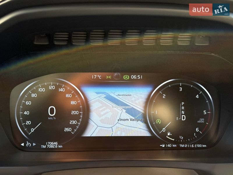 Внедорожник / Кроссовер Volvo XC90 2015 в Шостке