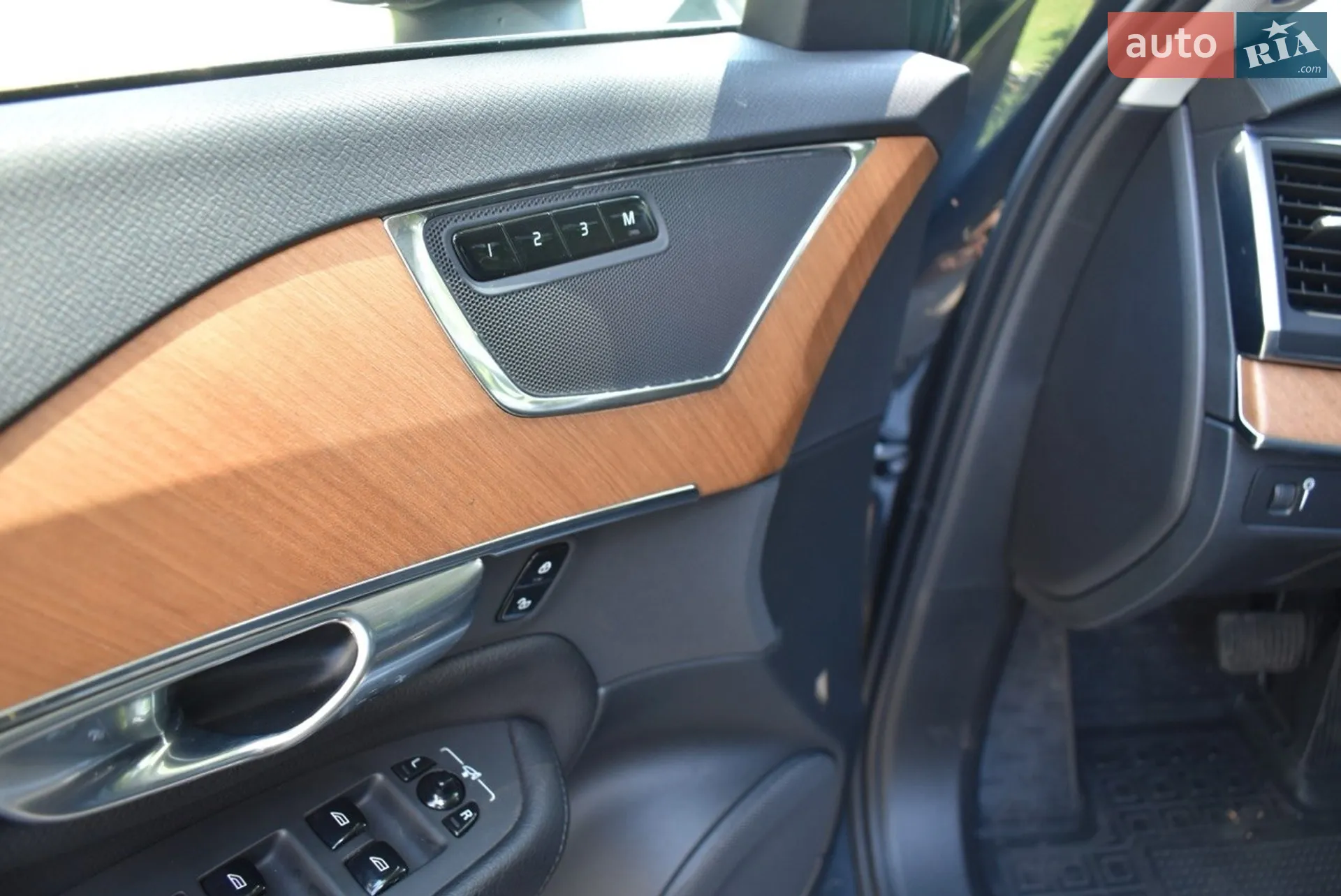 2022 Volvo XC90 - мініатюра 16