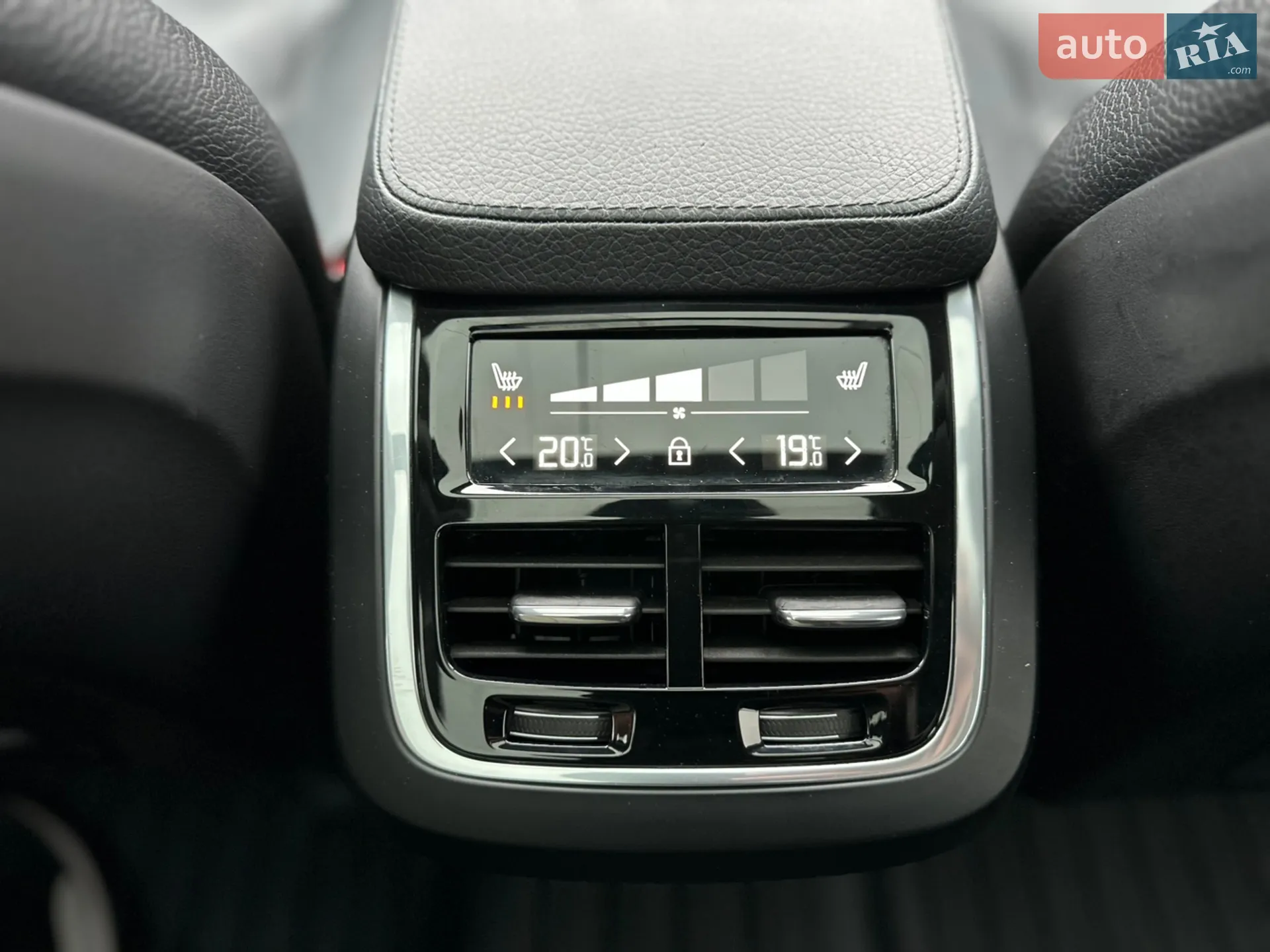 2018 Volvo XC90 - мініатюра 82