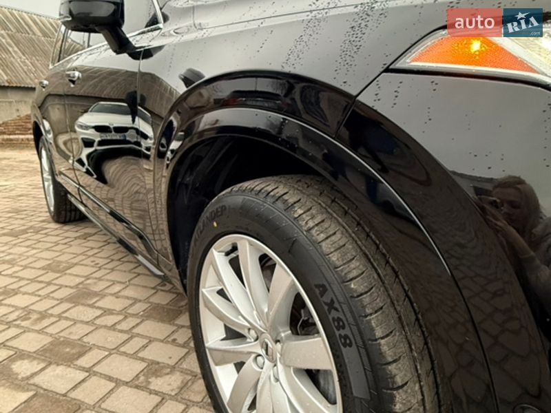 Позашляховик / Кросовер Volvo XC90 2017 в Вараші