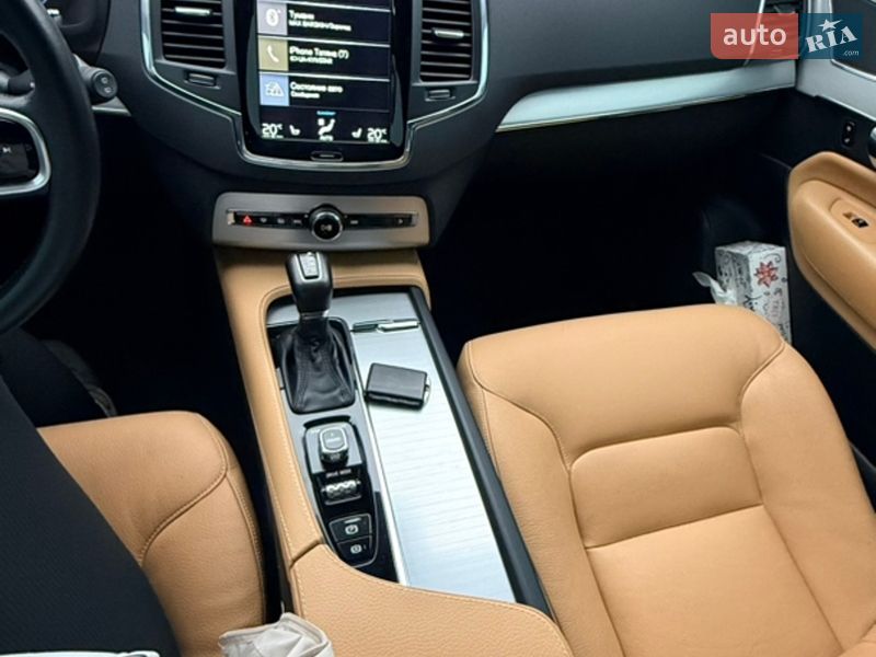 Позашляховик / Кросовер Volvo XC90 2017 в Вараші