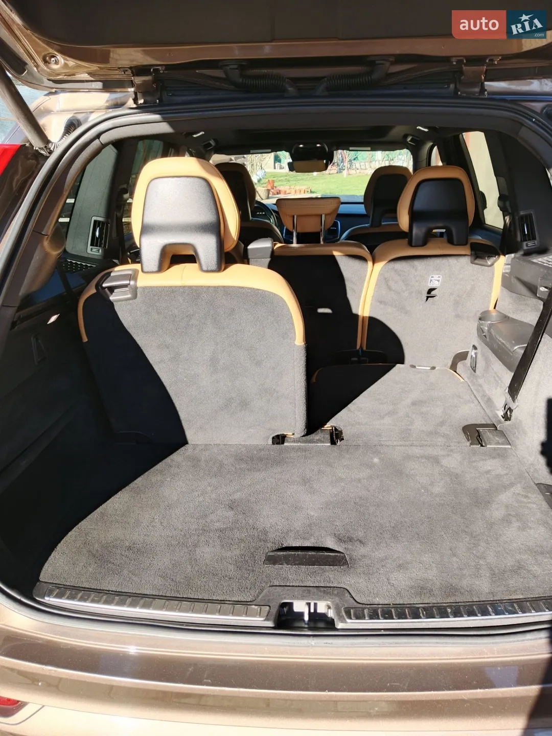 2017 Volvo XC90 - мініатюра 11