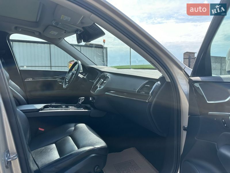 Позашляховик / Кросовер Volvo XC90 2017 в Луцьку фото 14 Позашляховик / Кросовер Volvo XC90 2017 в Луцьку