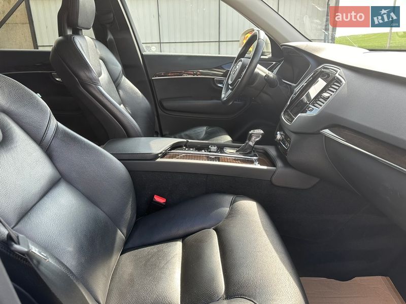 Позашляховик / Кросовер Volvo XC90 2017 в Луцьку фото 15 Позашляховик / Кросовер Volvo XC90 2017 в Луцьку